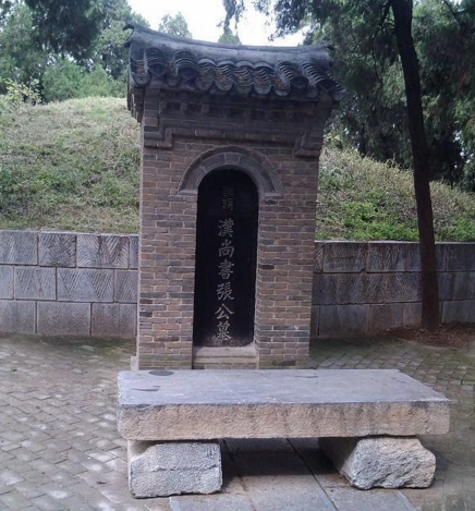 洛阳龙门石窟好玩吗 洛阳龙门石窟有哪些景点 洛阳龙门石窟好玩吗 洛阳龙门石窟有哪些景点