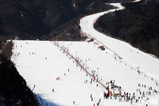 北京南山滑雪场玩什么 2018南山滑雪场交通+住宿 北京南山滑雪场玩什么 2018南山滑雪场交通+住宿