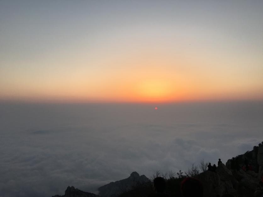夜爬泰山详细攻略 夜爬泰山详细攻略