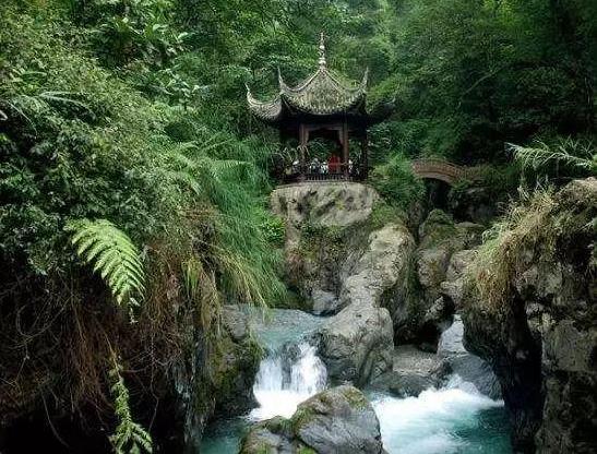 峨眉山徒步爬山全攻略2018最新版 峨眉山徒步爬山全攻略2018最新版