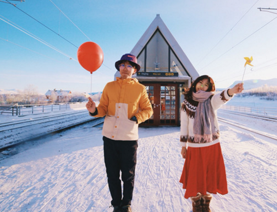 旅游怎么拍情侣照 情侣旅游拍照姿势 旅游怎么拍情侣照 情侣旅游拍照姿势