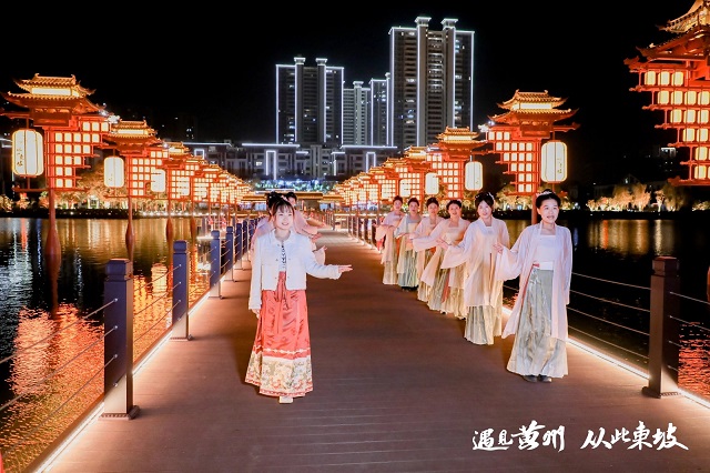 十一赴黄州！全国首个东坡文化沉浸式夜游“遇见黄州 从此东坡”邀您共赴千年之约